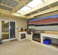 Ocean Wave - Tourism Canberra