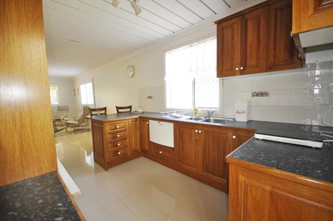 Ocean Wave - Tourism Canberra 7