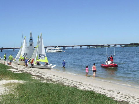 Fishing And Swimming At Your Doorstep - Sylvan Beach Esp, Bellara - Tourism Canberra 8