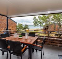 Spacious Family unit with Incredible views. - Tourism Canberra