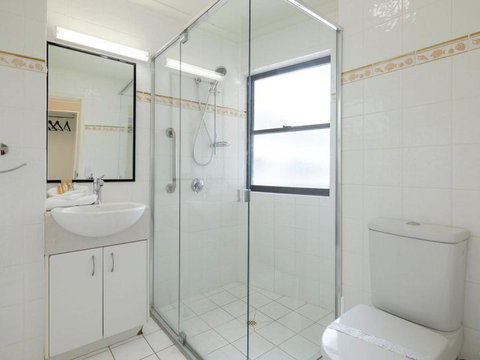 Mooloomba Five - Tourism Canberra 5