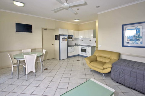 Anchorage On Straddie - Tourism Canberra 14