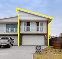 'Birubi Breezes' 2/7 Fitzroy St - Large Duplex with Air Conditioning WIFI  only 5 minute walk to the beach - Tourism Canberra