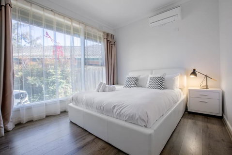 , , , Alice Wonderland, , ,  In 4 Beds House - Tourism Canberra 3