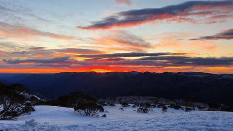 1 Lakeview Plaza - Tourism Canberra 1