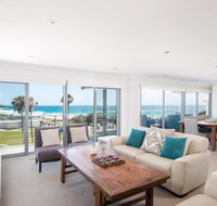 12 Cliff Road - Tourism Canberra