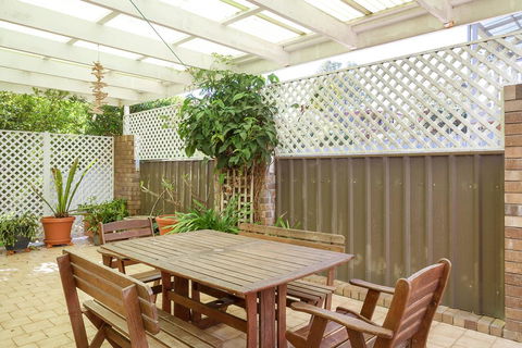 120 Ocean Parade Dalmeny - Tourism Canberra 0