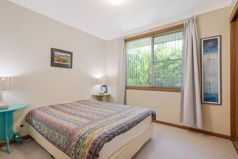 120 Ocean Parade Dalmeny - Tourism Canberra 2
