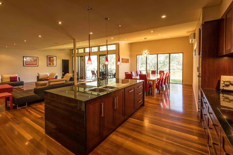 141 Providence Drive, Bowhill - Tourism Canberra 2