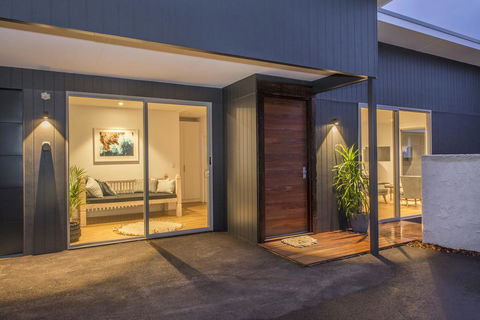 160 Steps... From Yallingup Beach - Tourism Canberra 1