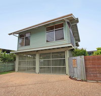 18 Northbeach Place Mudjimba Beach - Pet Friendly Linen Included WIFI - Tourism Canberra