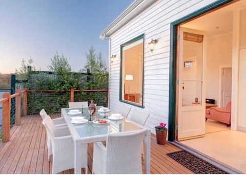 1880s Kananook Boutique Historic Luxury Apartment FSC Private Villa Bairnsdale - Tourism Canberra 0