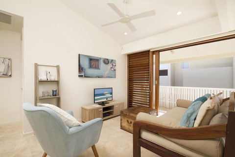 2 Hale Lani - Tourism Canberra 0