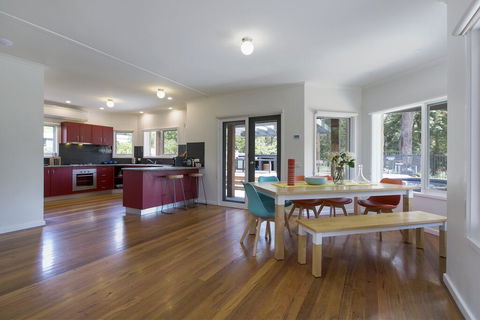 2 Marma Retreat With Jacuzzi, Heated Pool, Pet Friendly, Foxtel - Tourism Canberra 1