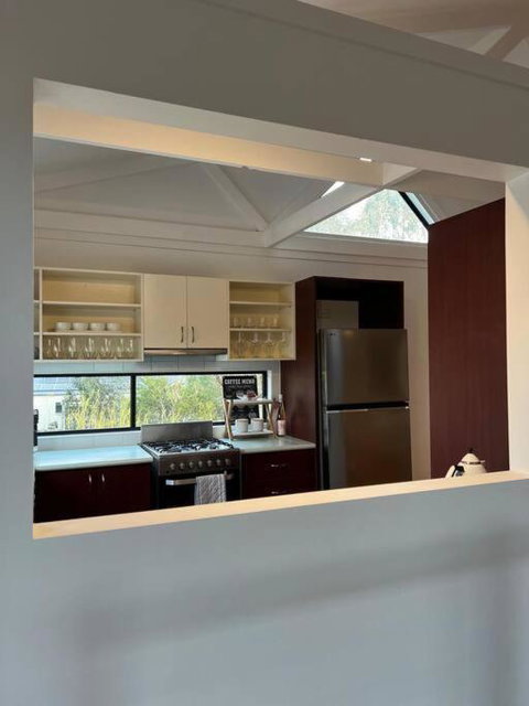 Beach House In Cowes - Tourism Canberra 4