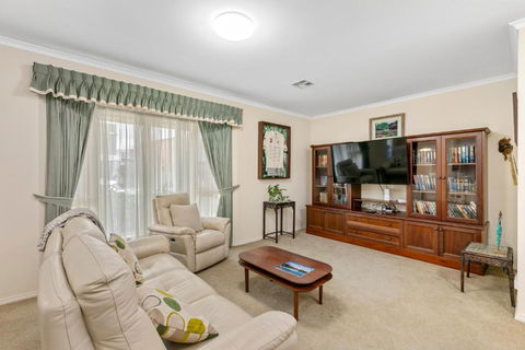 Beachside Retreat - Tourism Canberra 3
