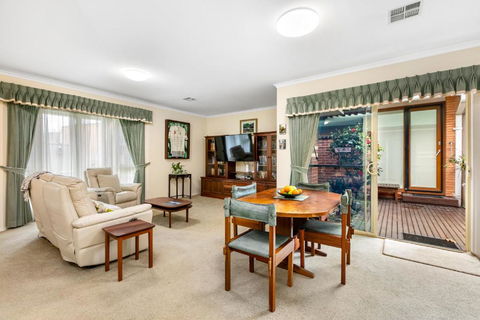 Beachside Retreat - Tourism Canberra 4