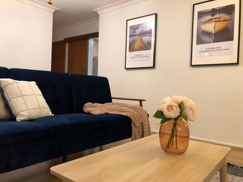 CAMPBELLTOWN HOLIDAY HOME 3 BED + FREE PARKING NCA039 - Tourism Canberra 4