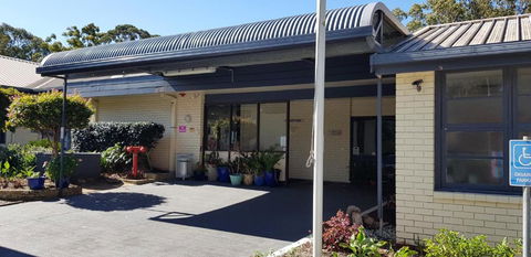 CATALINA Lake-front RETREAT - Tourism Canberra 0
