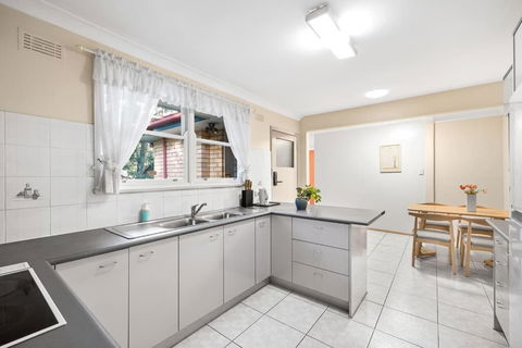 Detached Single Room - Central Spot In Pymble - Shared Bathroom - Tourism Canberra 2