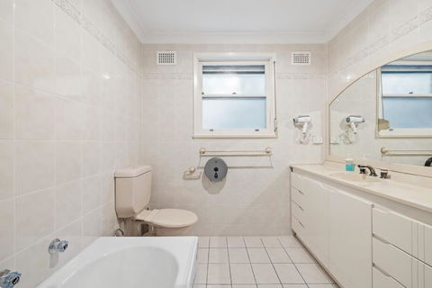 Detached Single Room - Central Spot In Pymble - Shared Bathroom - Tourism Canberra 4
