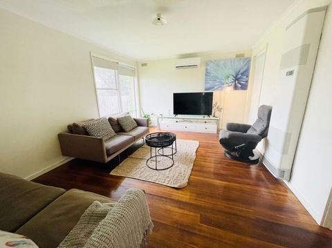 D118 Cawood Family Stay - Tourism Canberra 3