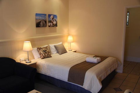 Dalby Mid Town Motor Inn - Tourism Canberra 3