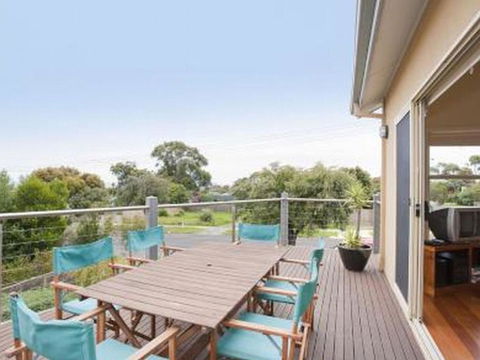 Darian Townhouse 1 28 - Tourism Canberra 3