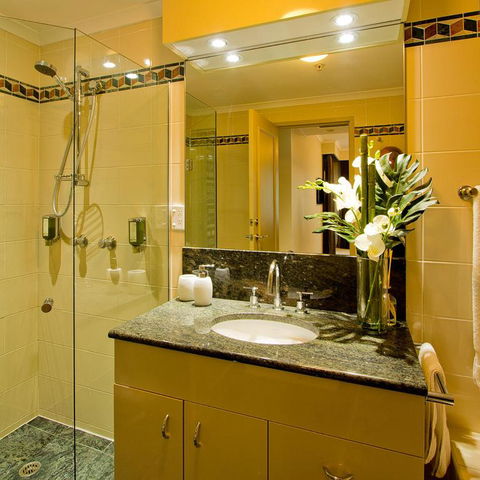 Darling Harbour Getaway - Tourism Canberra 2