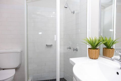 Darling Harbour Studio W Pool Sauna Gym Jacuzzi - Tourism Canberra 4