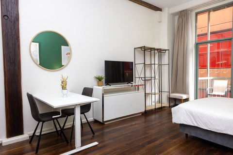 Darling Harbour Studio W Pool Sauna Gym Jacuzzi - Tourism Canberra 3