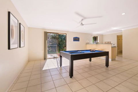 Decorated With Love 4BD Family House With Pool - Tourism Canberra 2
