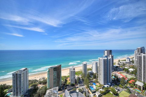 Deluxe Private Apartment In Surfers Paradise - Tourism Canberra 1