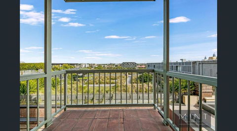 Darling Harbour Stunning City Location With Pool, Gym, Wifi, Netflix - Tourism Canberra 1