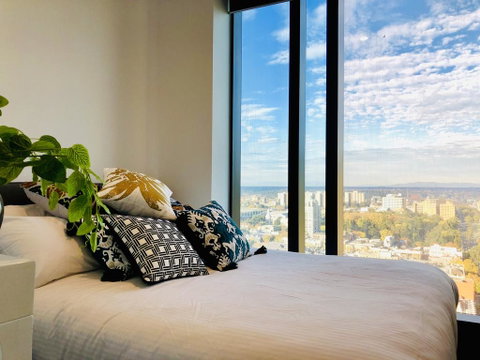 2BR APT In Melbourne CBD / Melbourne Uni / RMIT - Tourism Canberra 0