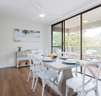 3 'Bangalee' 41 Soldiers Point Rd - Fantastic Waterfront Unit with Pool WIFI  Chromecast - Tourism Canberra