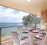 3 'Pelican Sands' 83 Soldiers Point Rd - stunning waterfront unit with magical water views  air conditioning - Tourism Canberra