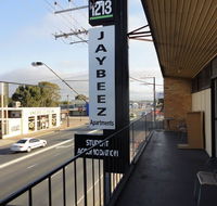 3 BEDROOM APARTMENT ST MARYS - Tourism Canberra