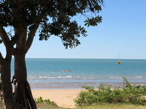 3 Sea/Fraser Island View Deckings, Beachfront, Marina - Tourism Canberra 1