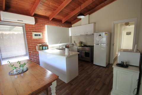 32 Owarra Street - Tourism Canberra 0
