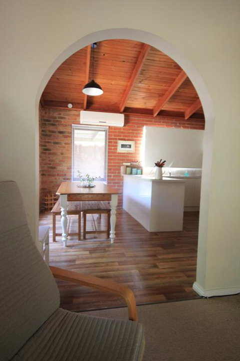 32 Owarra Street - Tourism Canberra 2
