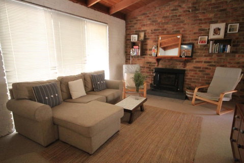 32 Owarra Street - Tourism Canberra 1