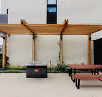 4 free paking 4Bed3Bath Deluxe townhouse - Tourism Canberra