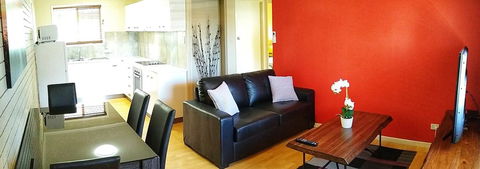 5 Min Walk To City Center - Tourism Canberra 0