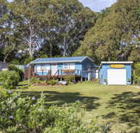 681 Murramarang Rd - Retro Beach Cottage - Tourism Canberra