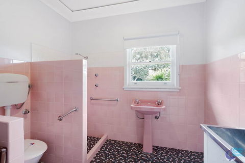 84 Ocean Parade - Tourism Canberra 1