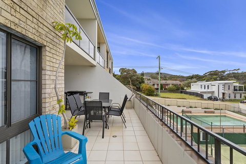 A Sea Mist At The Dunes - Fingal Bay - Tourism Canberra 0