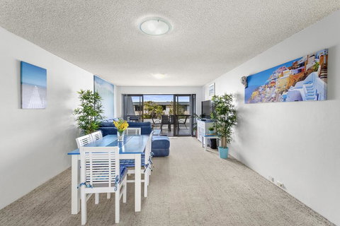 A Sea Mist At The Dunes - Fingal Bay - Tourism Canberra 3