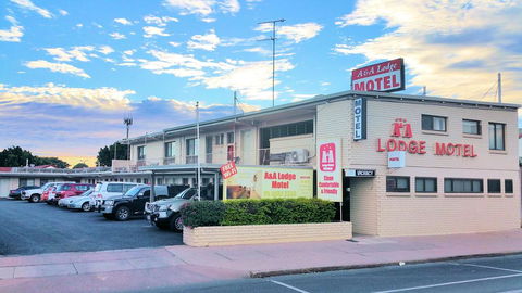 A&A Lodge Motel - Tourism Canberra 0