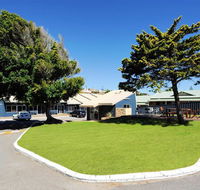 Abrolhos Reef Lodge - Tourism Canberra